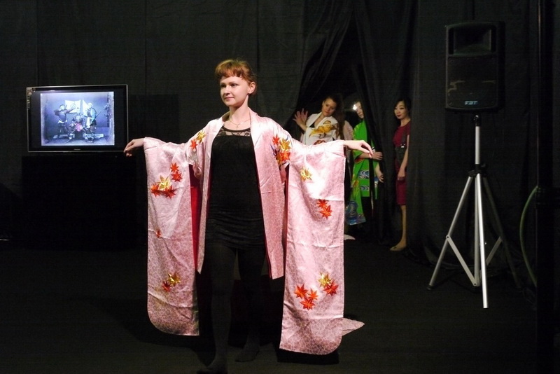 foto-zhena-dlya-seksa-gospozha-kurtizanka-dengi-tualete-onlayn